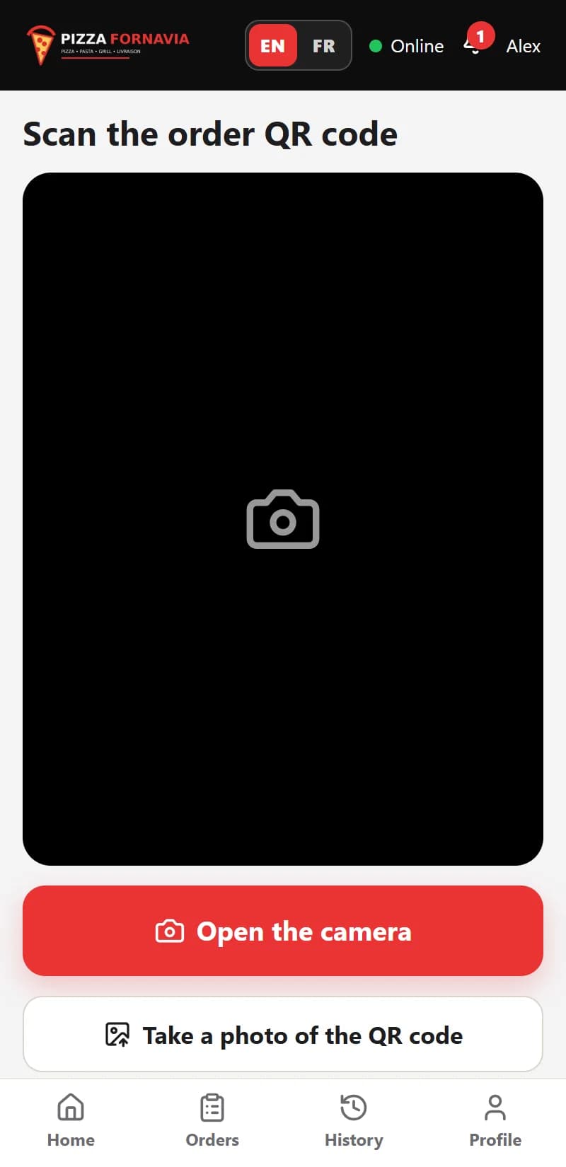Delivery App — Driver scanning the QR code